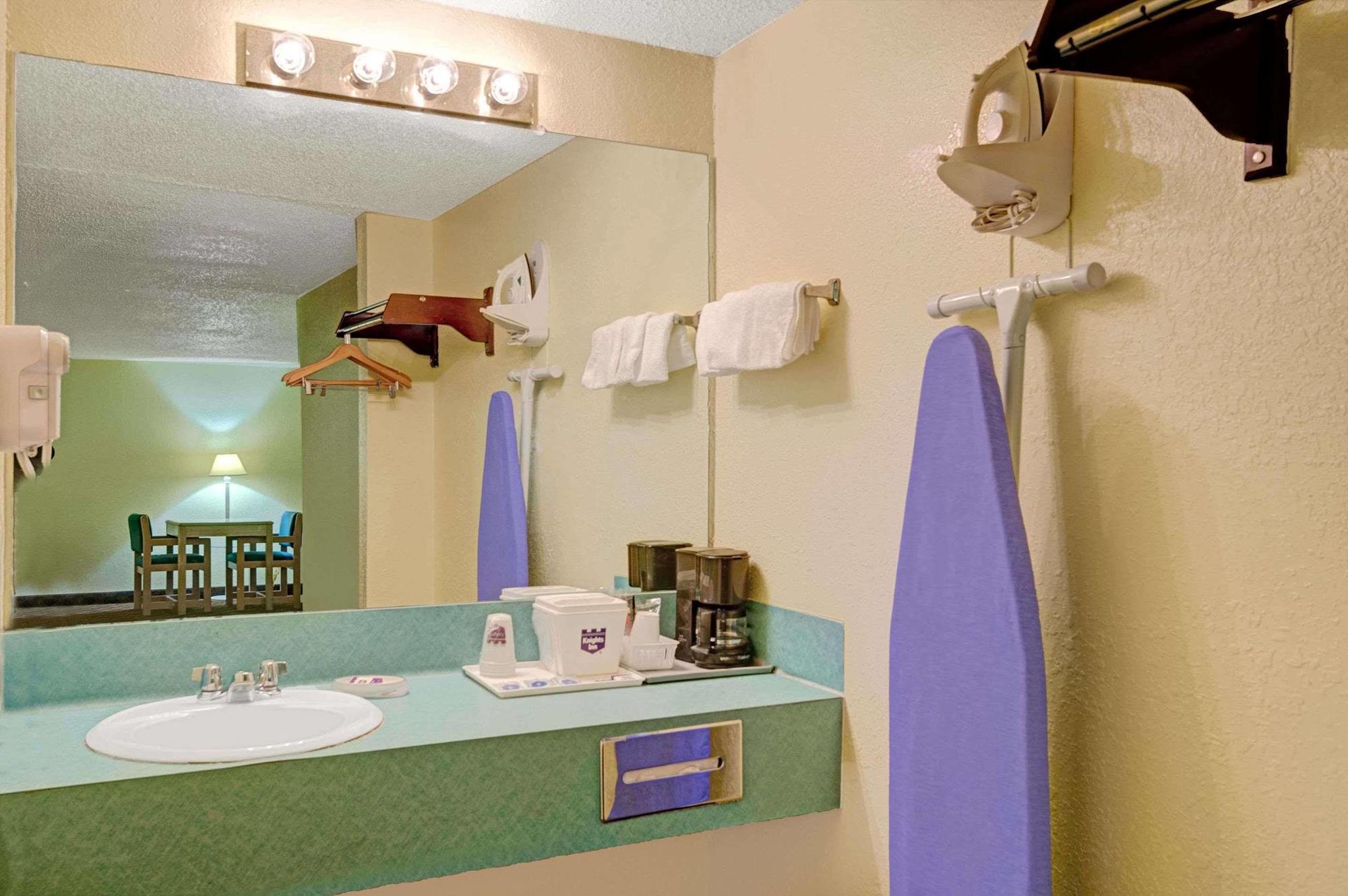 White Rock Inn San Marcos Bagian luar foto